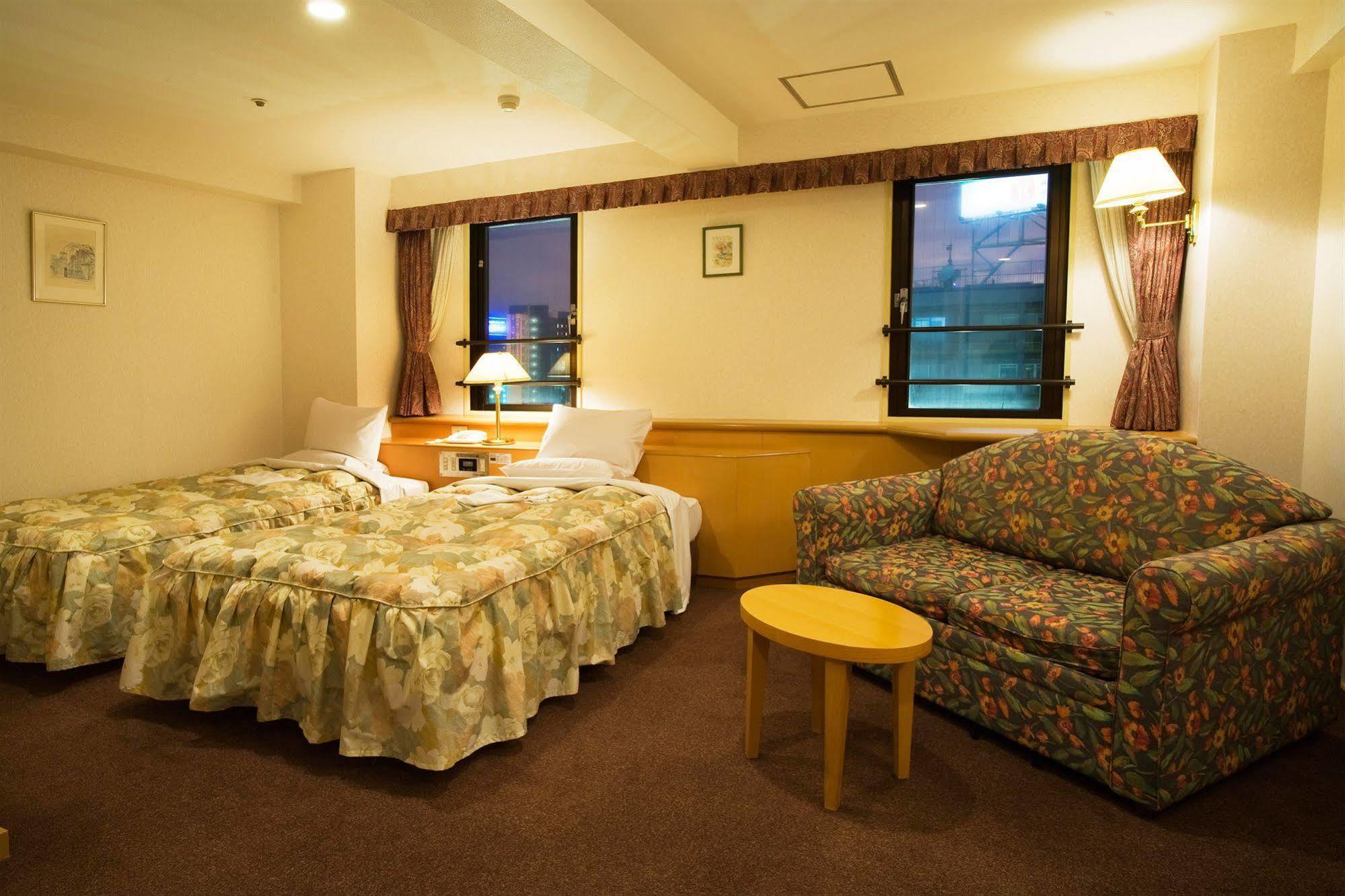 פוקואוקה Toyo Hotel מראה חיצוני תמונה